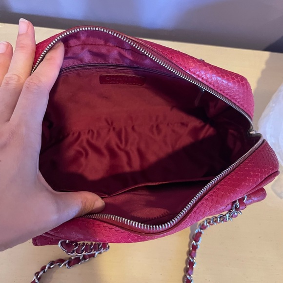 SOLD Chanel Python Quilt Flap and Zipper Medium Size Bag - Picture 6 of 11